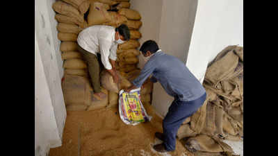Covid sees demand for Maharashtra ration grains surge