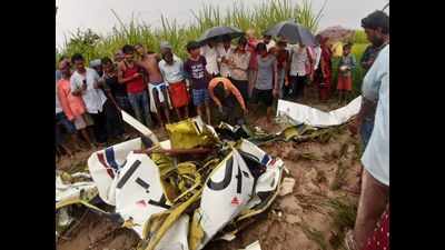 Trainer aircraft crashes in UP's Azamgarh, pilot dies