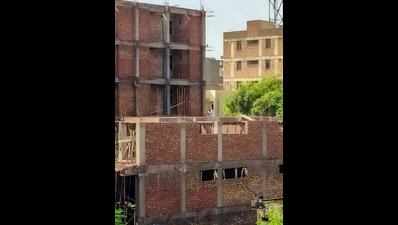 Check illegal construction in Chakkarpur, say DLF- 1 residents