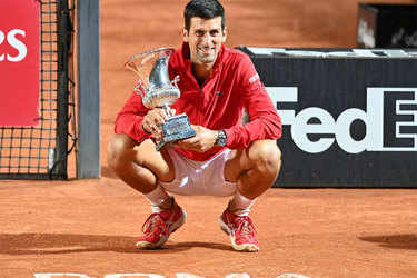 Rome Masters: Novak Djokovic, Simona Halep split by 10 euros in prize money  - Eurosport