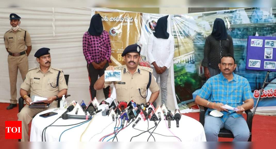 Tirupati Urban Police Unravel The Mystery Behind The Installation Of Private Idols At The Srikalahasti Temple Amaravati News Times Of India