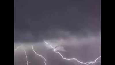 UP: 2 killed, 9 injured in lightning strikes in Amethi