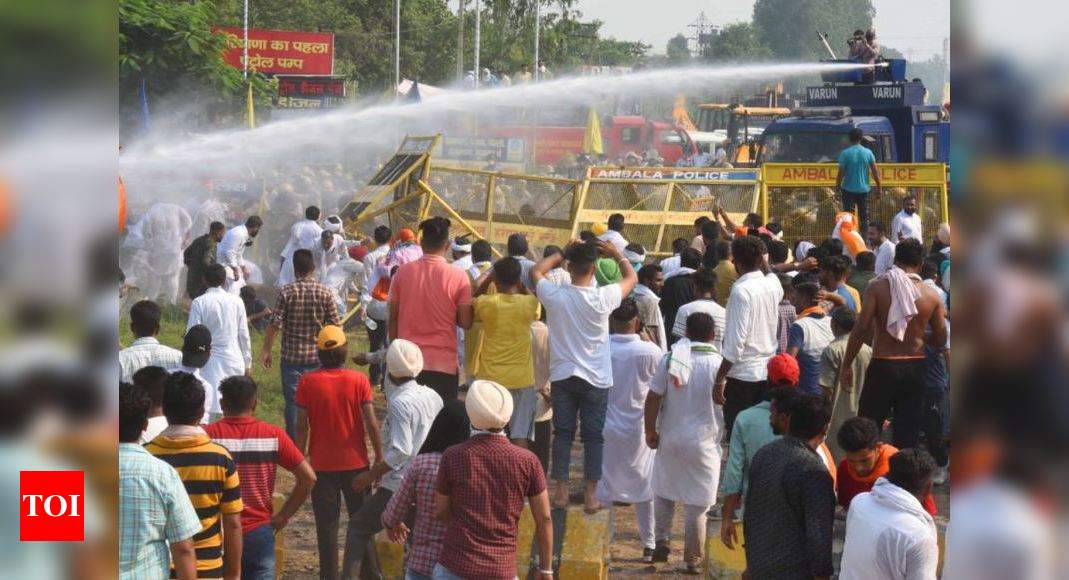 Water cannons used to halt farmers' march to Delhi