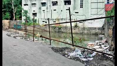 Cover open nalas, end misery: Secunderabad Cantt locals