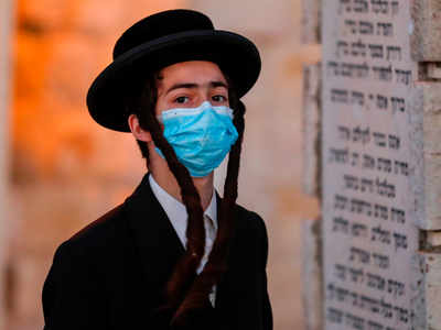 Israeli cabinet tightens coronavirus lockdown as infections rise: YNet news site