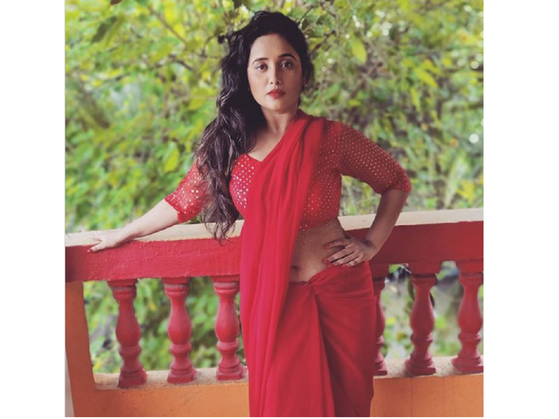 Rani Chatterjee Leaves Fans Awestruck As She Stuns In A Red Saree