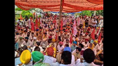 Farmers protest against controversial agriculture bills in Amritsar