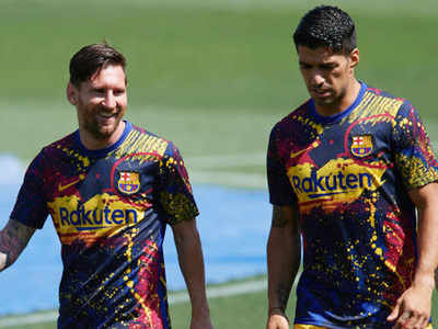 Messi lashes out at Barcelona over Suarez departure