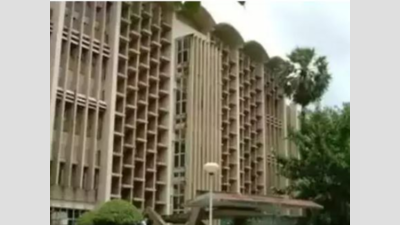IIT-Bombay told to reply to petition seeking admission orders