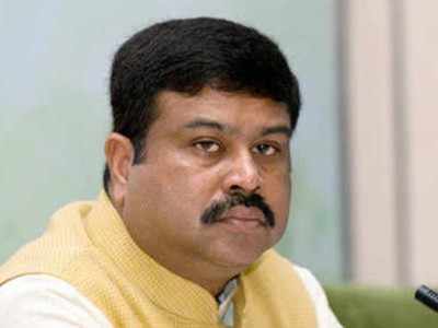 Oil minister Dharmendra Pradhan wants tourist towns to run on clean fuel