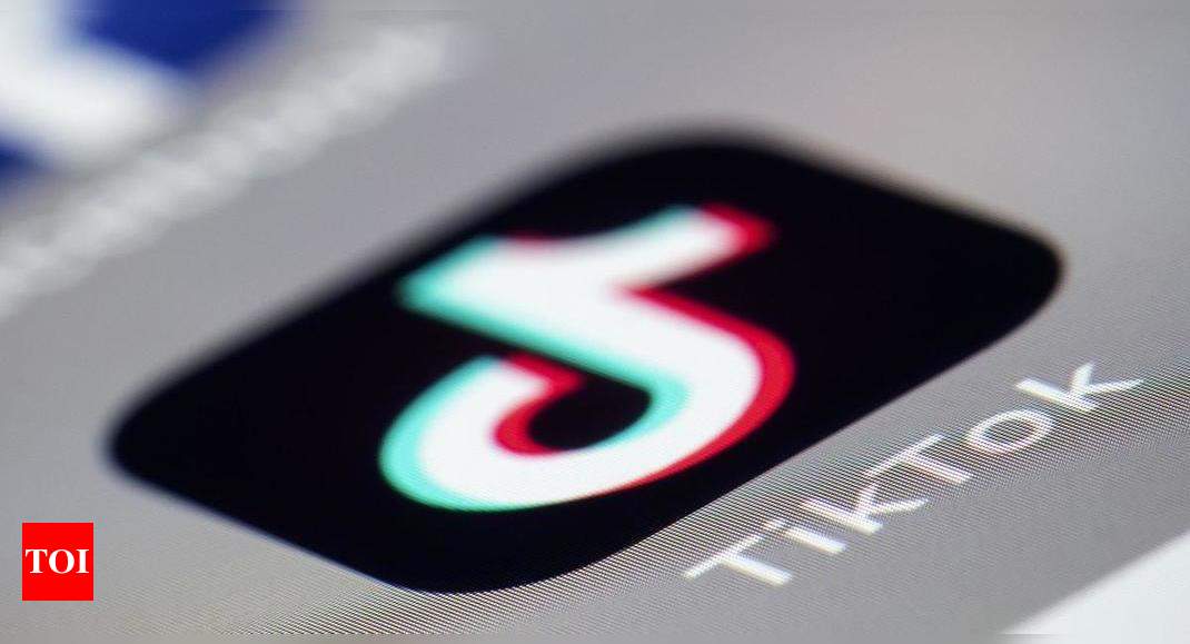 US judge postpones Trump ban on popular app TikTok