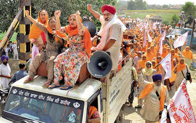 Grassroots fury sparks farm fire in Punjab