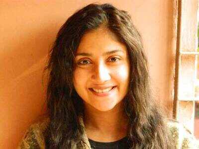 Debleena Dutt Mukherjee gears up for her Puja vacation - Times of India