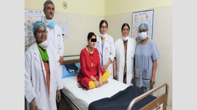 Lucknow: PGI doctors remove tumor growing with the baby, save ...