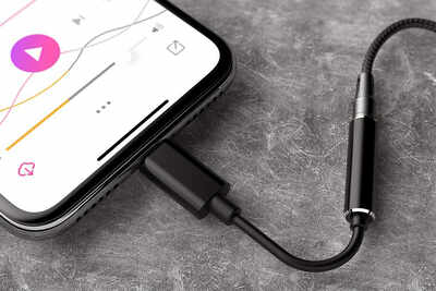 USB-C To Headphone Jacks To Plug Your Headphones Into 3.5mm Audio Jack