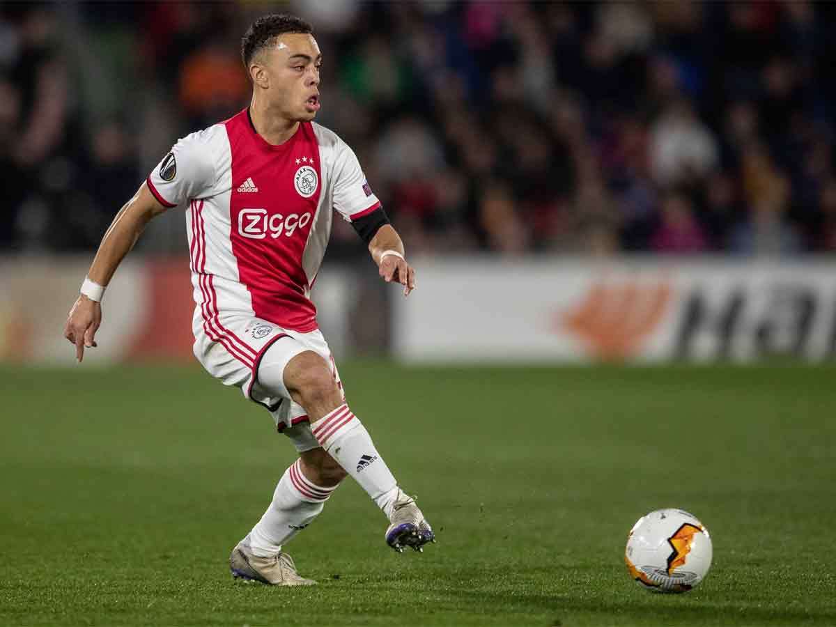 barcelona announce signing of teenager dest from ajax football news times of india barcelona announce signing of teenager