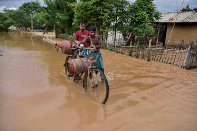 Assam flood situation improves as number of affected people reduces to 1.35 lakh