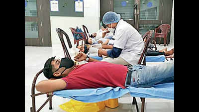 Six Covid-19 survivors donate plasma in Kolkata’s first camp