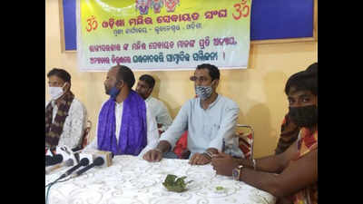 Priests in Odisha demand reopening of temples