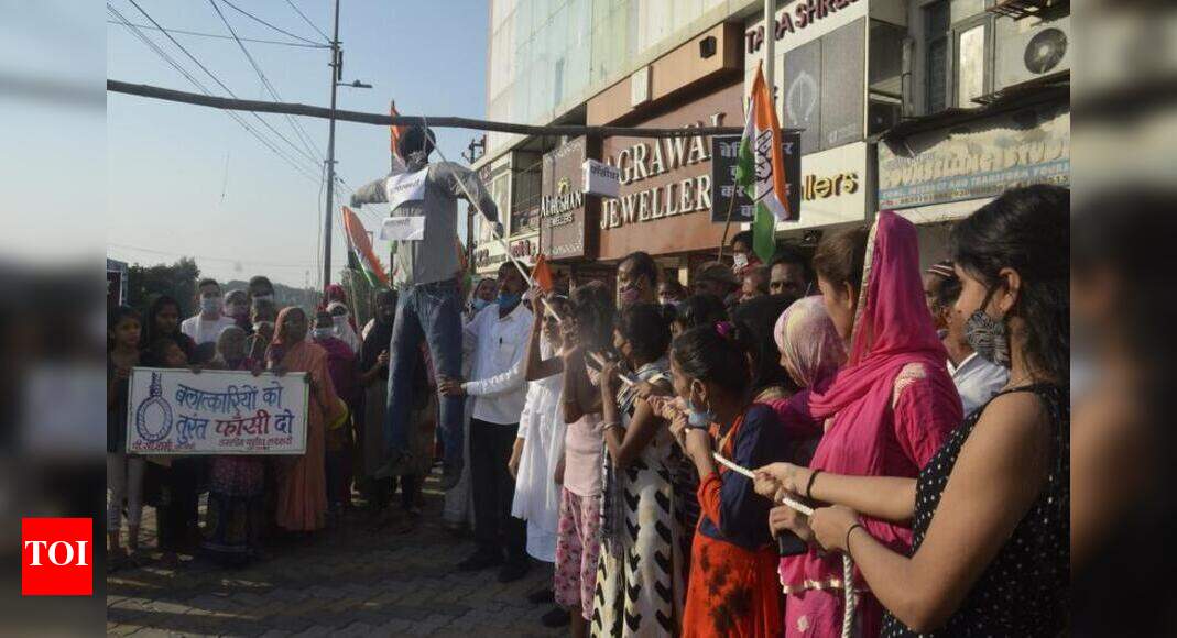 It’s a fight for dignity of women: Congress | Bhopal News - Times of India