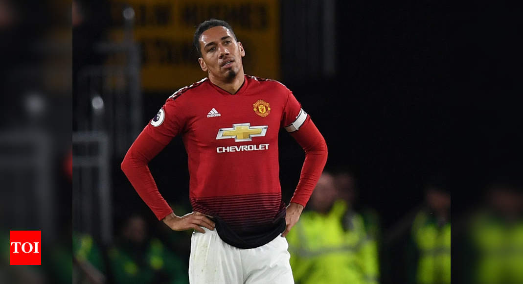 Chris Smalling As Roma Sign Chris Smalling From Manchester United Football News Times Of India
