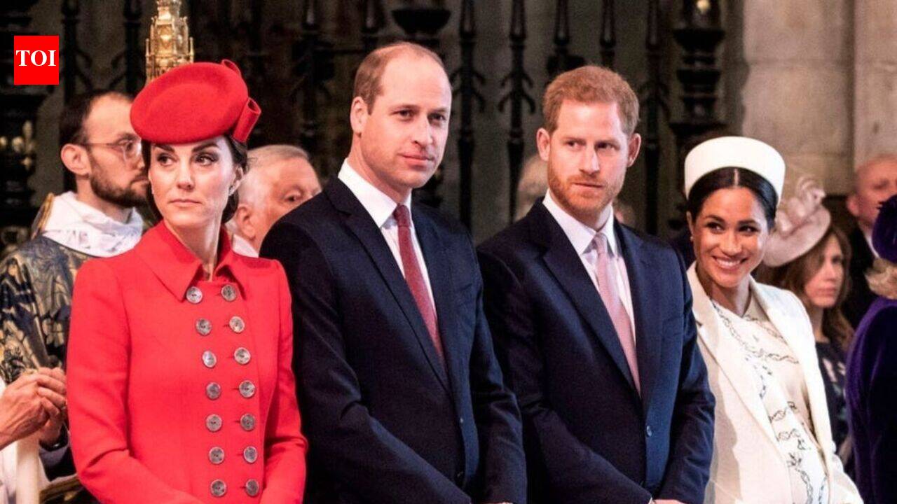 Fashion rules and dress codes the British Royalty must follow
