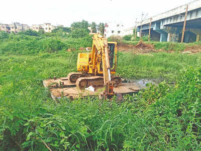 Cleaning up of channels in Kosasthalaiyar basin starts