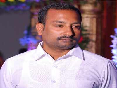 Centre and state governments should have a policy to render help to ...