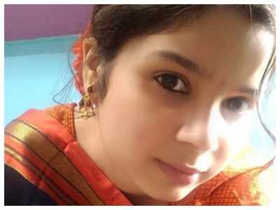Photo: Bhagyashree Milind looks radiant in THIS no-makeup selfie