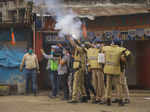 Kolkata: Clashes erupt between West Bengal Police and BJP workers