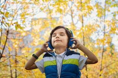 Headphones For Kids To Protect Young Ears And Offer Good Sound