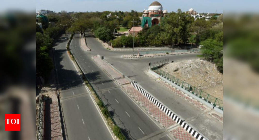 MATHURA ROAD TRAFFIC: Section of Mathura Road out of bounds for traffic ...