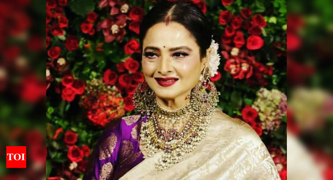 Happy Birthday Rekha: Fans take over social media to wish the veteran ...