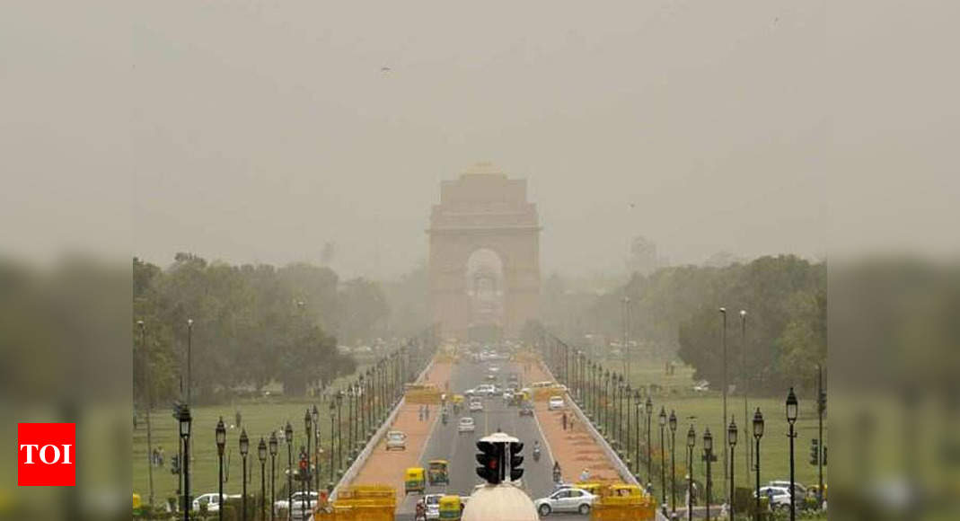 Delhi: AQI improves slightly after wind changes direction | Delhi News ...