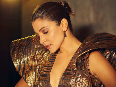 6 times Anushka made a statement with dramatic sleeves