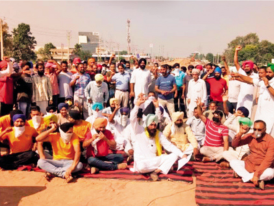 Kharar flyover work stops over Daun passage protest