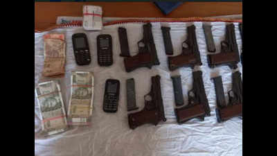 Bihar: STF nabs three with eight semi-automatic pistols and cash in Begusarai