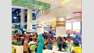 Kolkata malls rake in revenue as citizens go on shopping spree