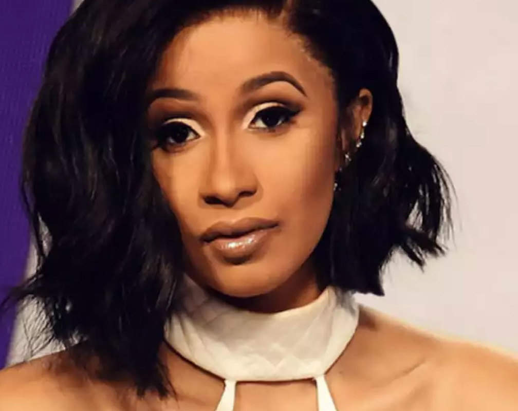 
Cardi B defends Offset, says 'You not going to disrespect' daughter Kulture's father

