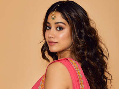 6 desi looks of Janhvi Kapoor every bride should bookmark