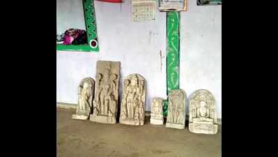 Six ancient idols found during digging in Gujarat's Dahod