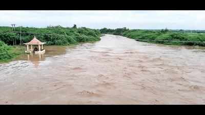 Uttara Kannada bears brunt of cyclonic rain