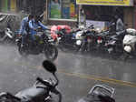 Heavy downpour lashes Pune