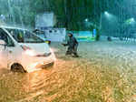 Heavy downpour lashes Pune