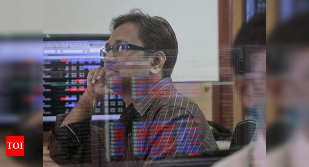 Investors lose Rs 3.25L cr as markets crash