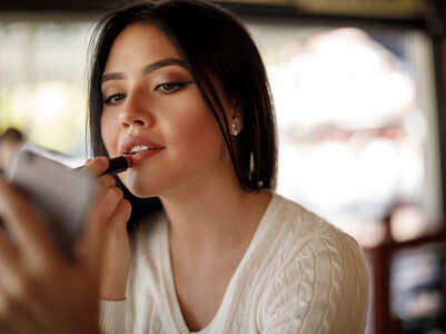 This is how you refresh your look in less than a minute!