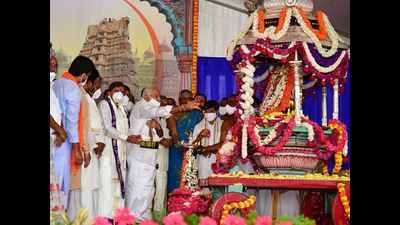 Karnataka: Dasara festivities begin in Mysuru amid Covid-19 shadow