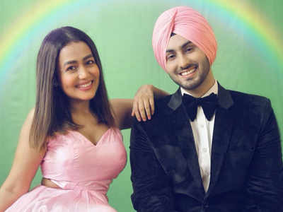 Neha Kakkar and Rohanpreet Singh’s latest picture on social media is winning hearts; latter asks ‘Don’t we look good together?’