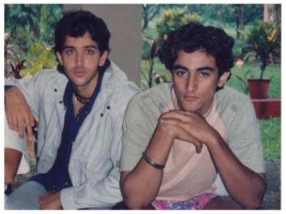 Hrithik's hilarious b'day wish for Kunal