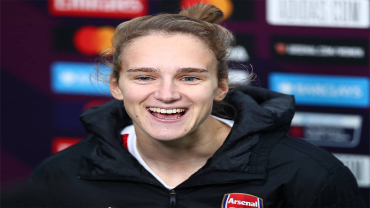 Arsenal star Miedema scores six and assists four in record-breaking WSL  performance